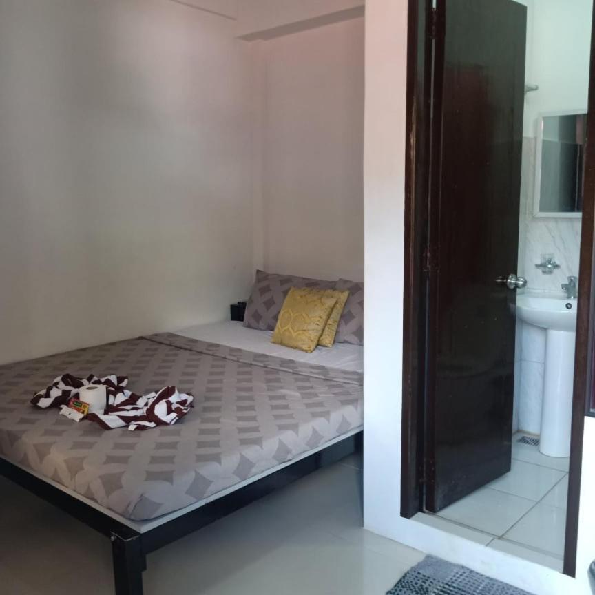 Chelle'S Apartelle-Inn El Nido Luaran gambar