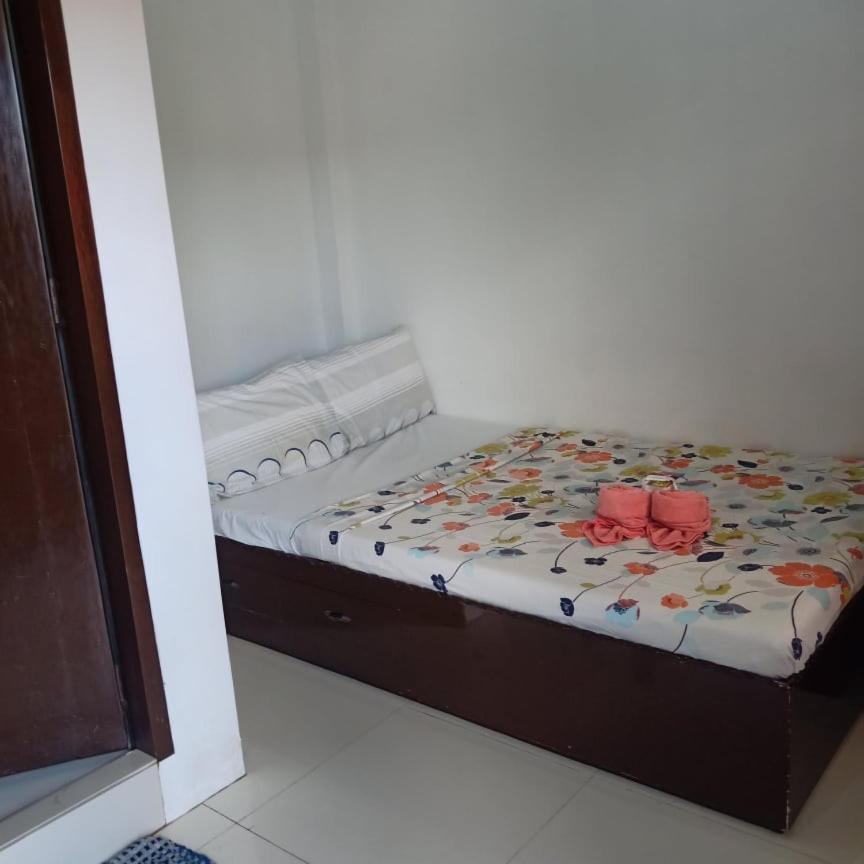Chelle'S Apartelle-Inn El Nido Luaran gambar