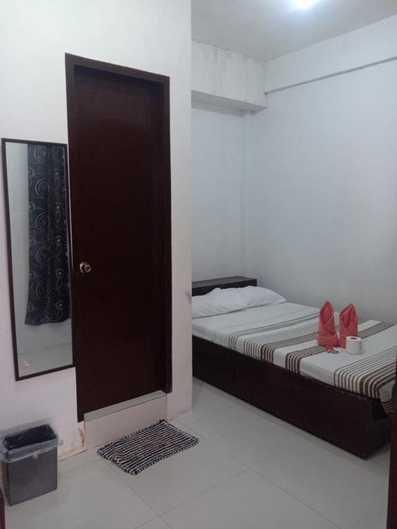 Chelle'S Apartelle-Inn El Nido Luaran gambar