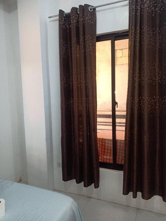 Chelle'S Apartelle-Inn El Nido Luaran gambar