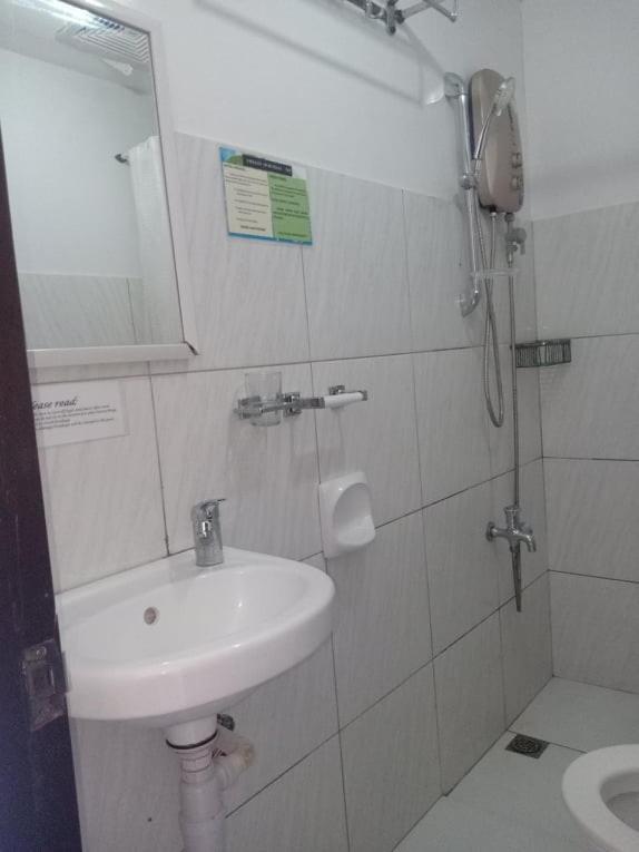 Chelle'S Apartelle-Inn El Nido Luaran gambar
